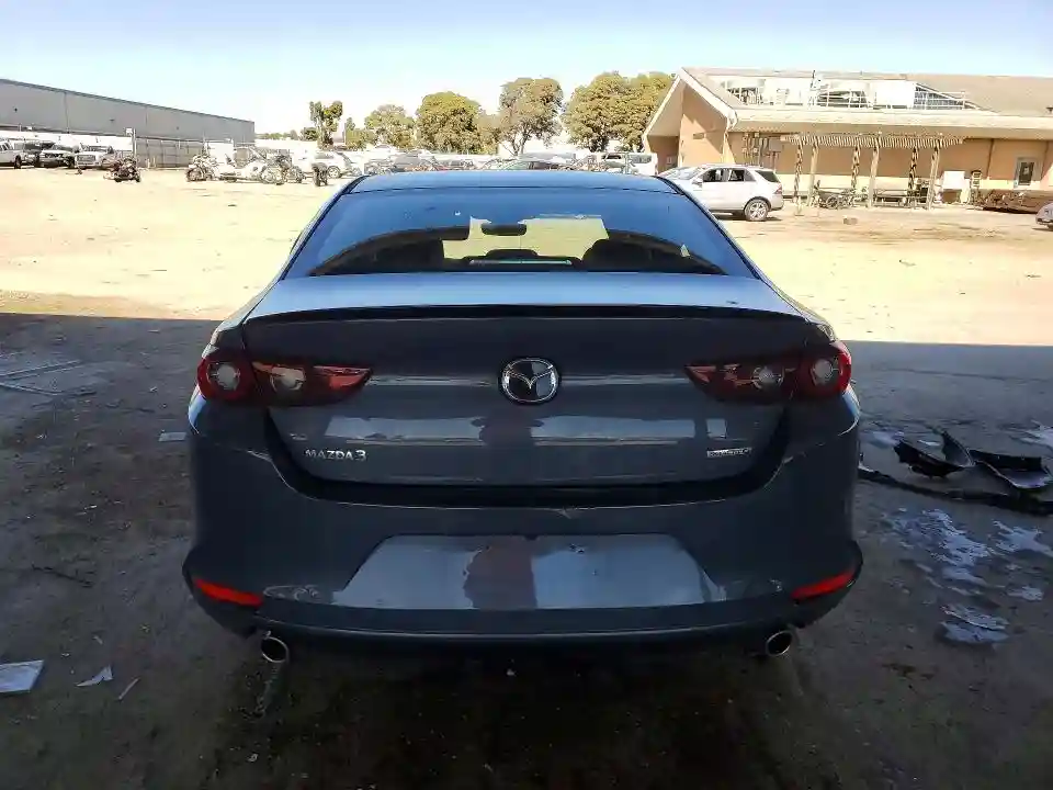 3MZBPACM3PM375782 2023 MAZDA 3-5