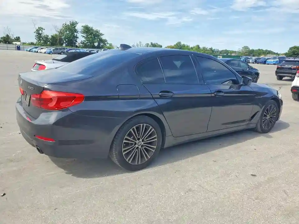 WBAJA7C57KWW32685 2019 BMW 5 SERIES-2