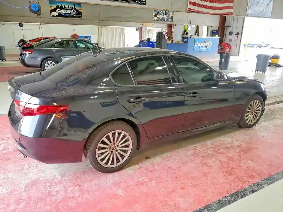 ZARFANAN9N7656099 2022 ALFA ROMEO GIULIA-2
