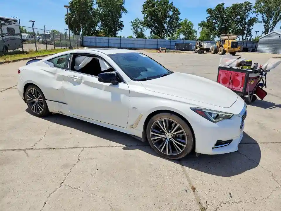 JN1CV7EKXJM200656 2018 INFINITI Q60-3