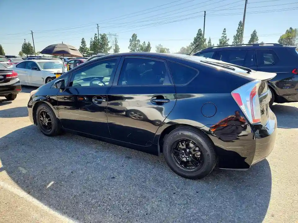 JTDKN3DU7F0454019 2015 TOYOTA PRIUS-1