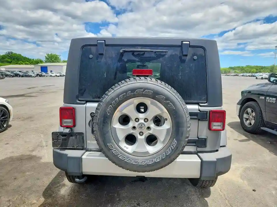 1C4AJWBG4EL157857 2014 JEEP WRANGLER-5