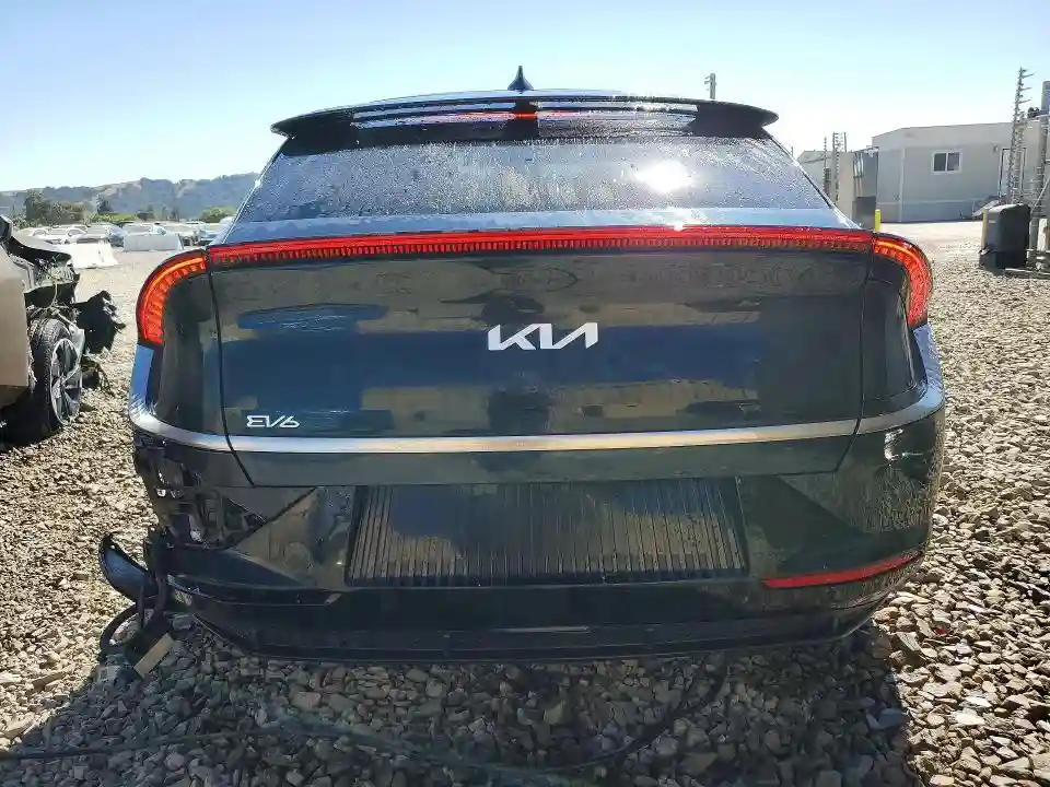 KNDC34LA4P5609718 2023 KIA EV6 WIND-5
