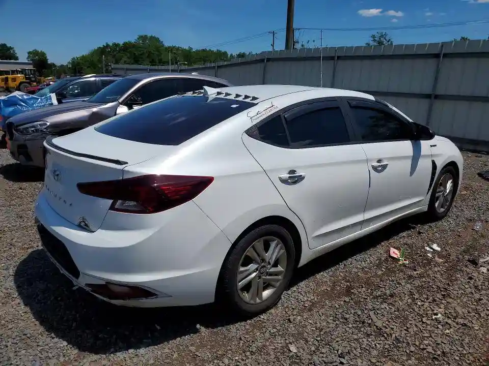 5NPD84LF1KH476619 2019 HYUNDAI ELANTRA-2