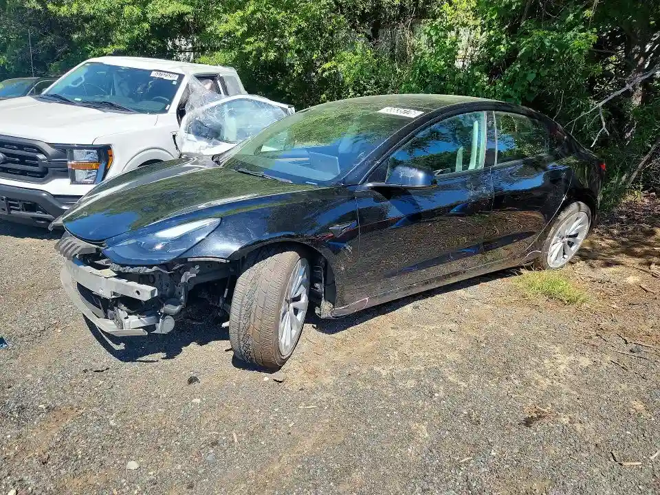 5YJ3E1EA1PF434946 2023 TESLA MODEL 3-0