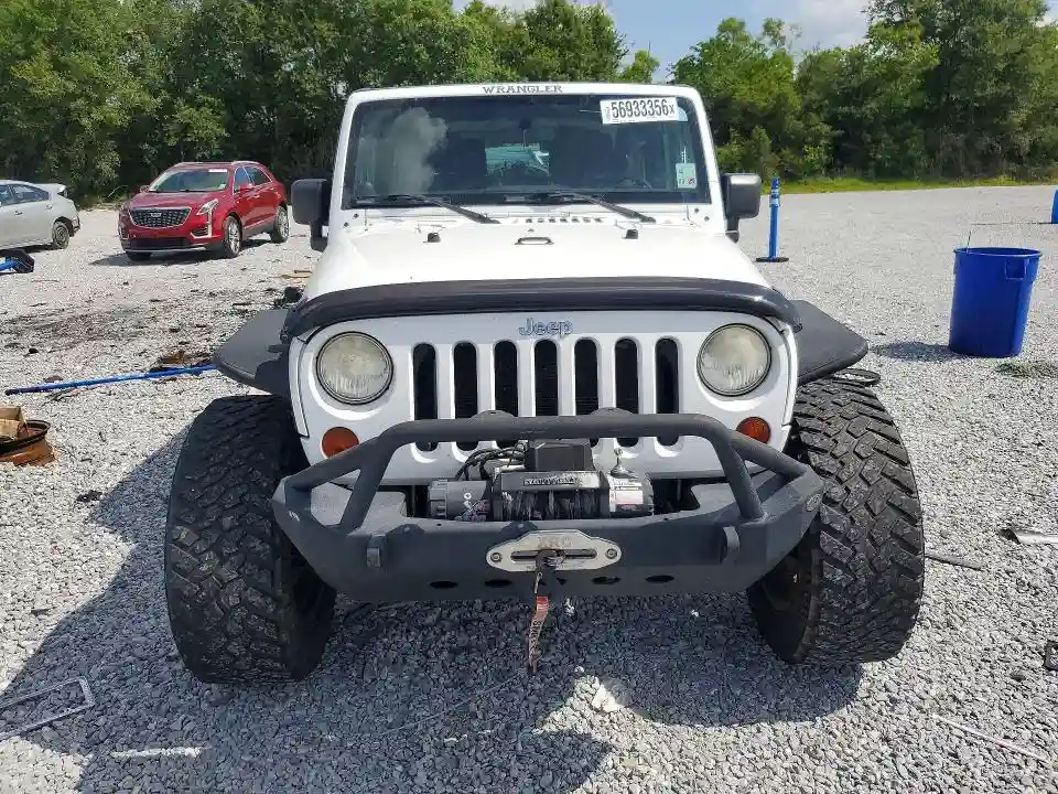 1J4AA2D10BL568065 2011 JEEP WRANGLER-4
