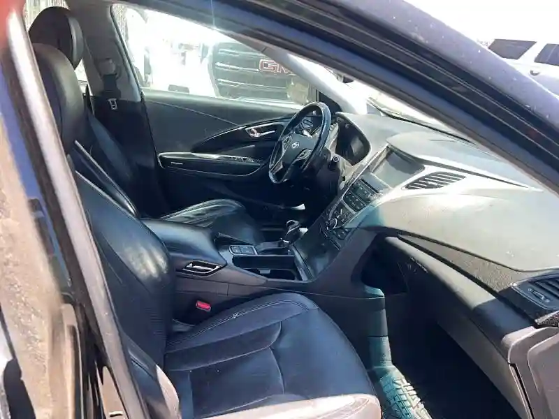 KMHFH4JG8EA360393 2014 HYUNDAI AZERA-4
