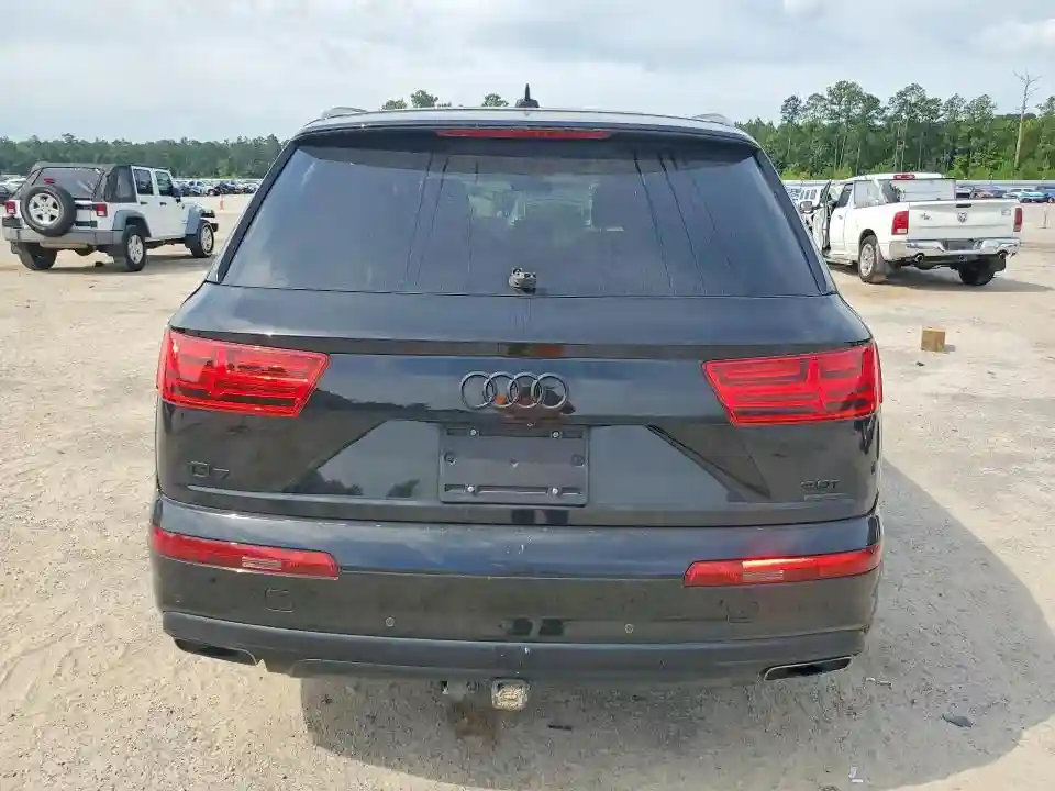 WA1AAAF72HD057553 2017 AUDI Q7-5