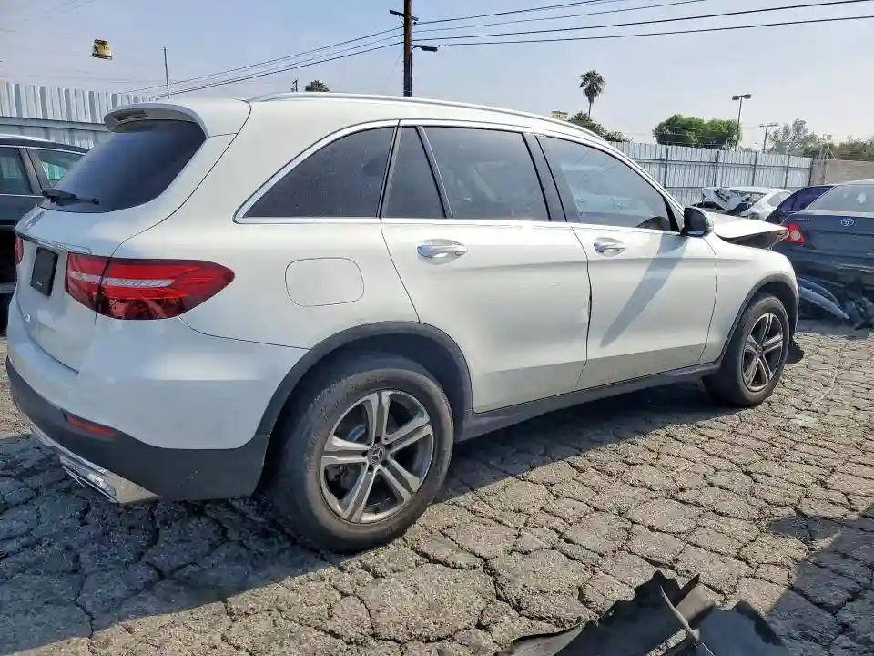 WDC0G4JB2K1000852 2019 MERCEDES-BENZ GLC-CLASS-2
