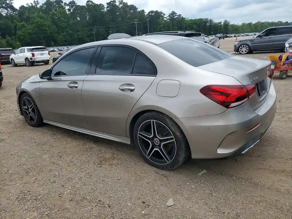 WDD3G4EB4KW019201 2019 MERCEDES-BENZ A-CLASS-1