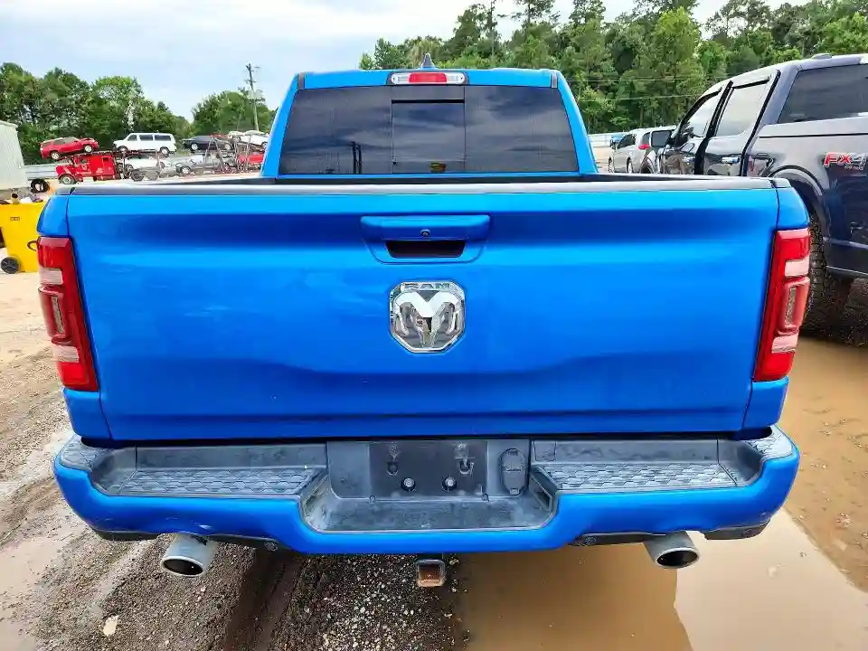 1C6RREJT4NN169636 2022 RAM 1500-5