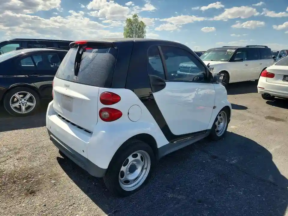 WMEEJ3BA4FK806013 2015 SMART FORTWO-2