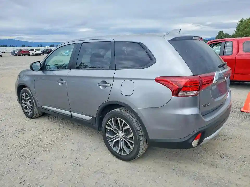 JA4AZ2A31HZ027112 2017 MITSUBISHI OUTLANDER-1