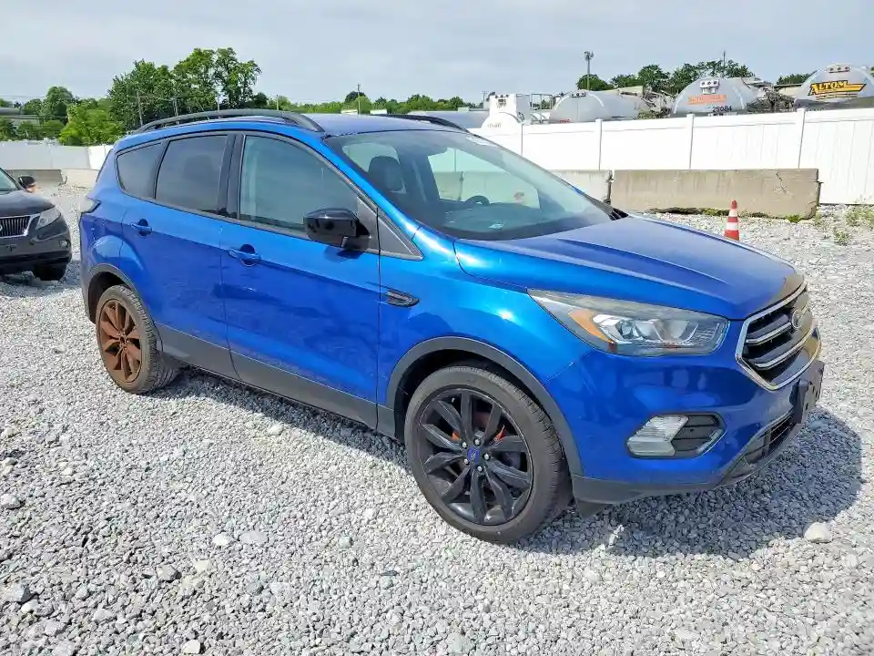 1FMCU0GD8HUE03881 2017 FORD ESCAPE-3