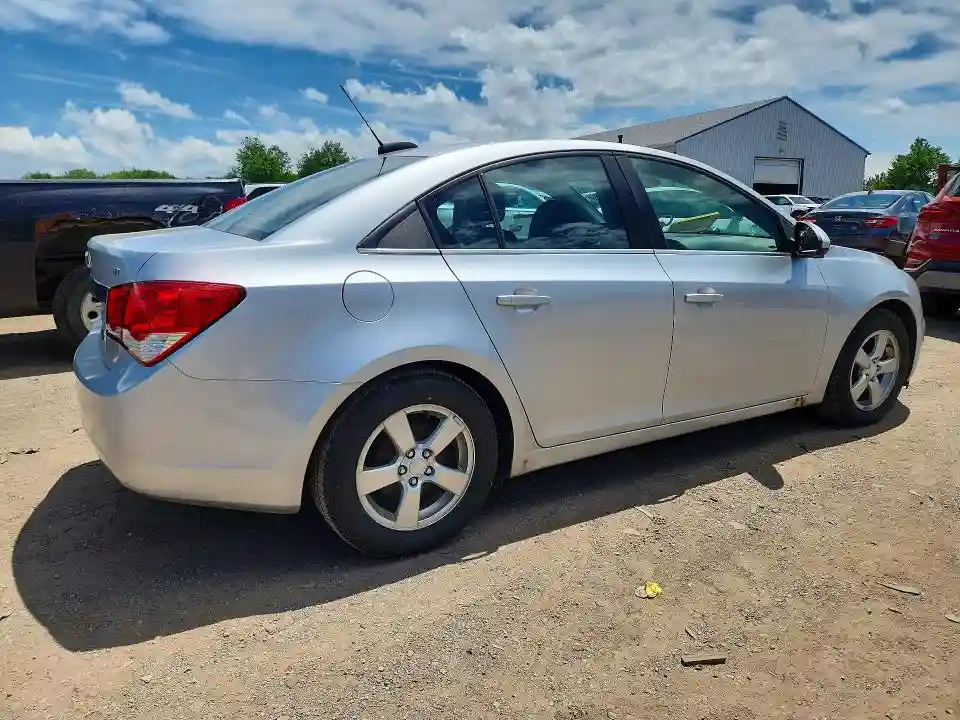 1G1PC5SB7F7289761 2015 CHEVROLET CRUZE-2
