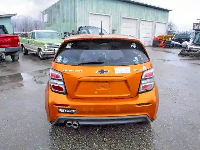 1G1JF6SB4J4107236 2018 CHEVROLET SONIC-5