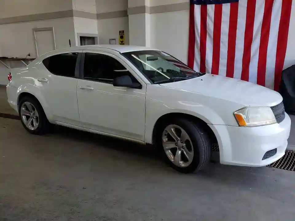1B3BD1FB3BN557326 2011 DODGE AVENGER-3