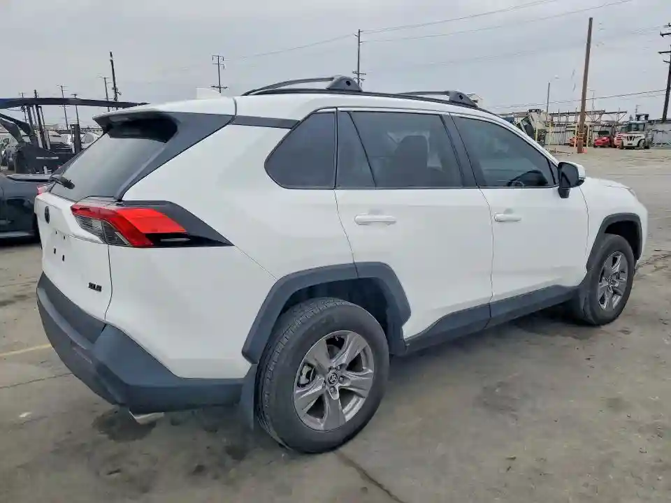2T3W1RFV0RC291091 2024 TOYOTA RAV4-2