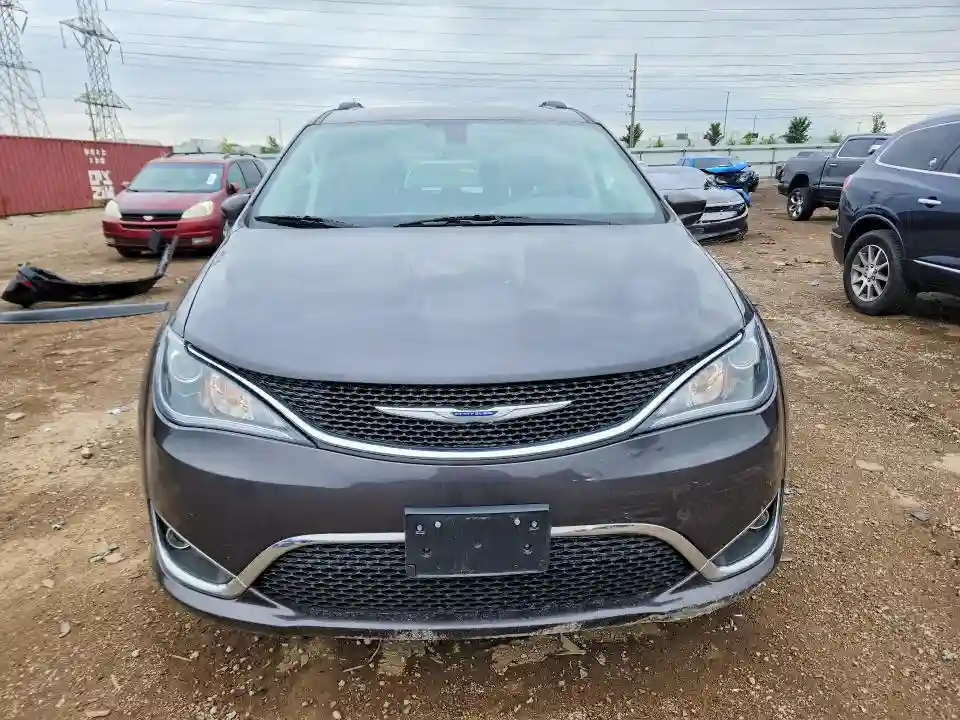2C4RC1EG1JR257329 2018 CHRYSLER PACIFICA-4