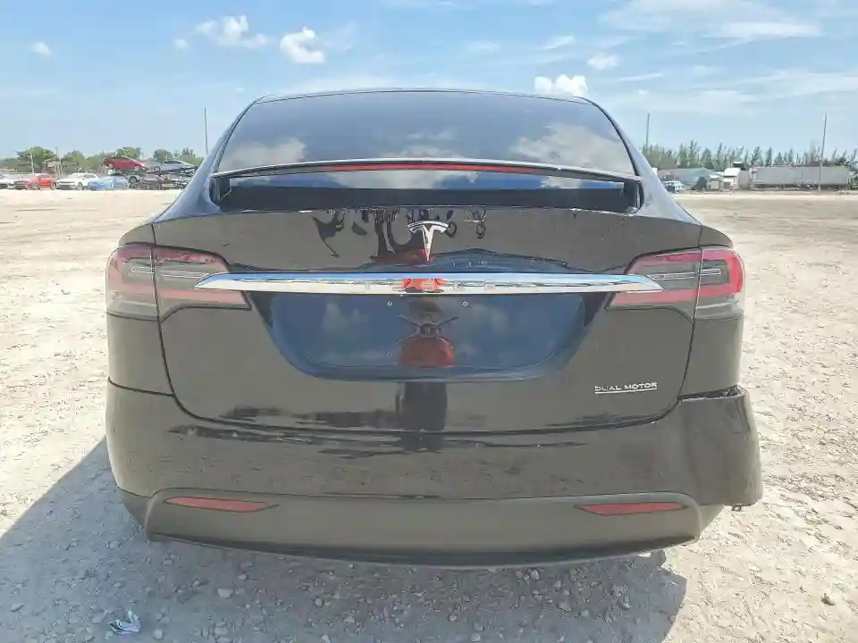5YJXCDE47LF299419 2020 TESLA MODEL X-5