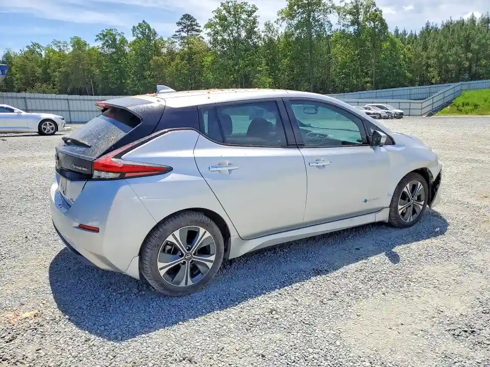 1N4AZ1CP3KC307694 2019 NISSAN LEAF-2