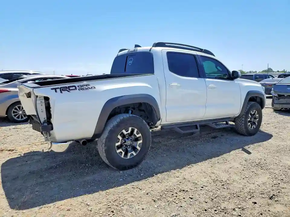 3TMAZ5CN2NM160559 2022 TOYOTA TACOMA-2