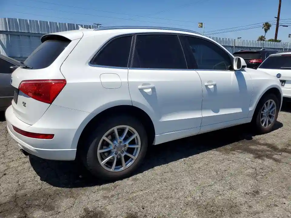 WA1LFAFP6BA103968 2011 AUDI Q5-2