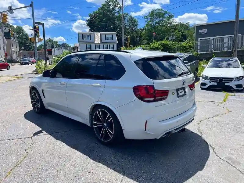 5YMKT6C54G0R78335 2016 BMW X5-1