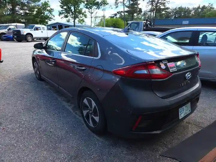 KMHC75LC6JU073925 2018 HYUNDAI IONIQ-2