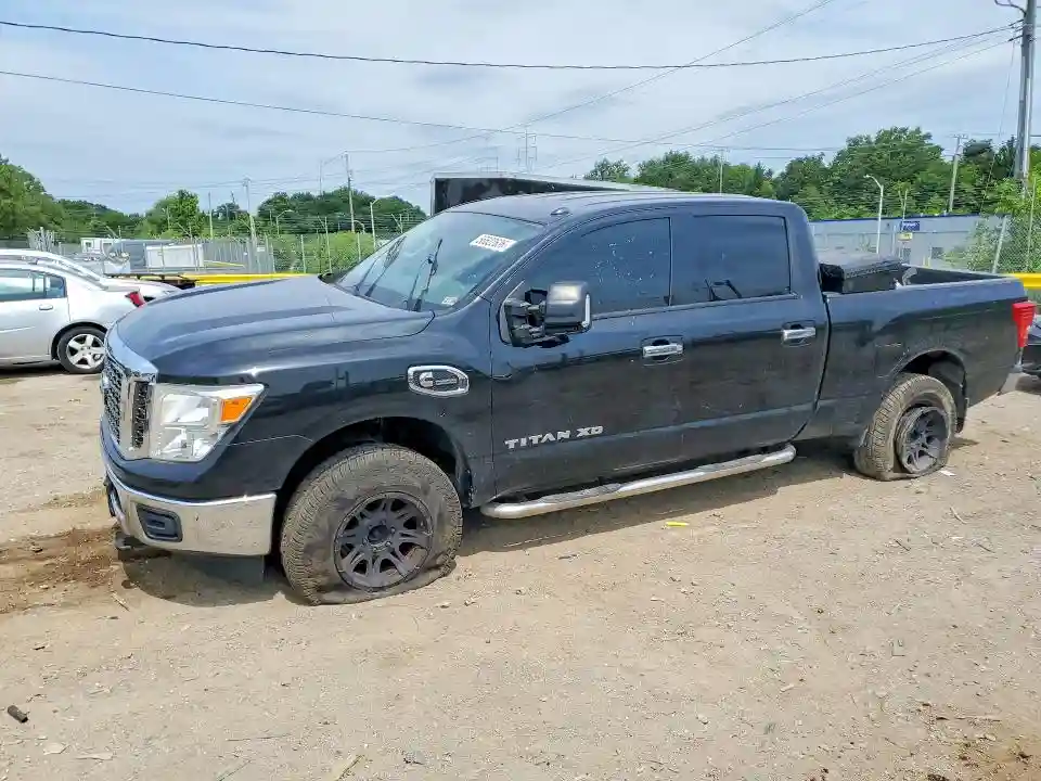 1N6BA1F31HN552549 2017 NISSAN TITAN-0