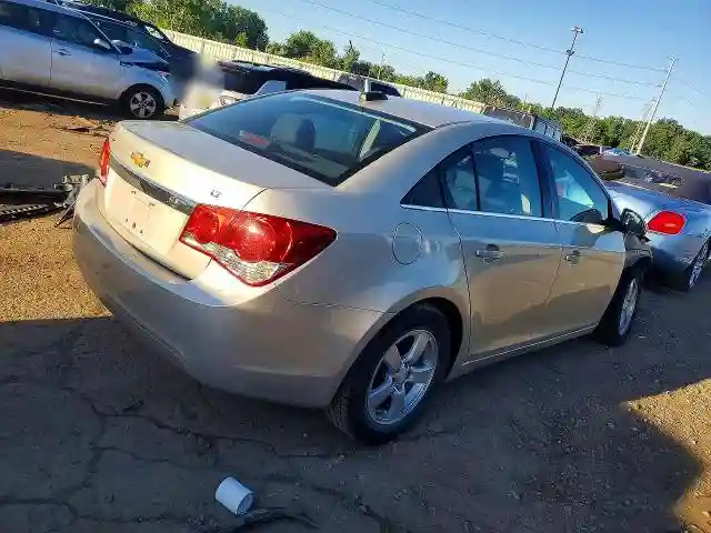 1G1PE5SB1G7192082 2016 CHEVROLET CRUZE-2