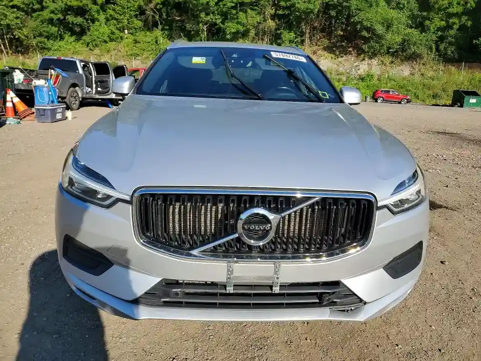 YV4102RK7L1518025 2020 VOLVO XC60-4
