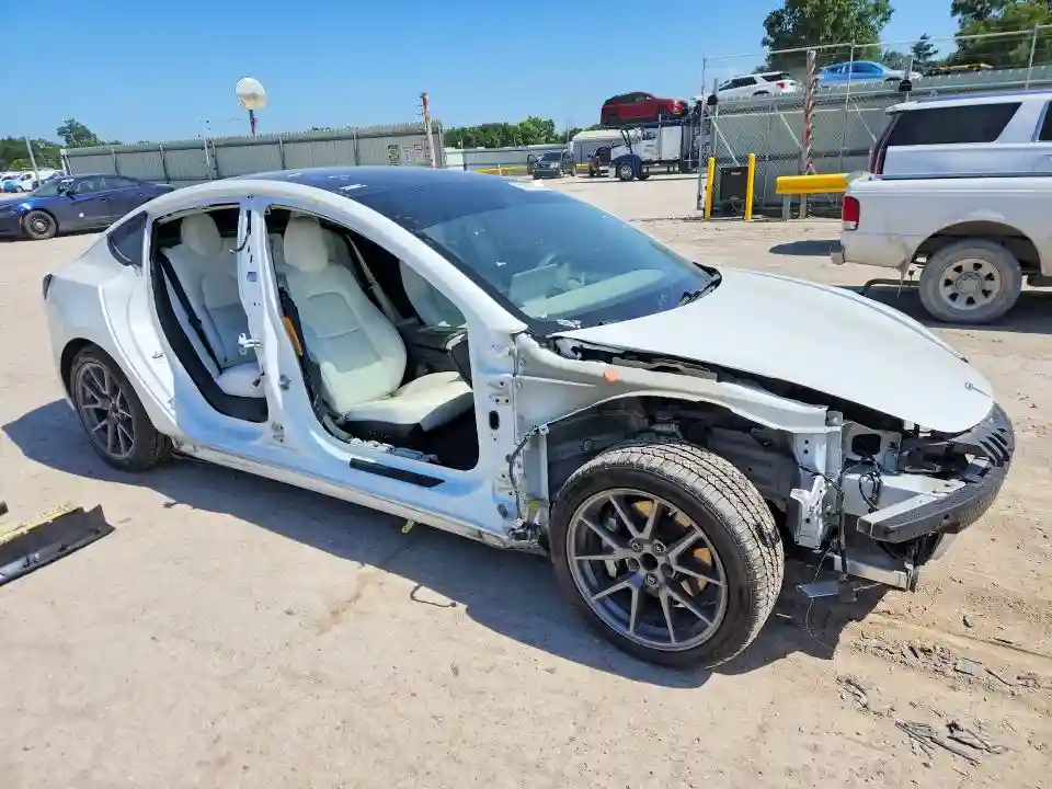 5YJ3E1EA4MF018479 2021 TESLA MODEL 3-3