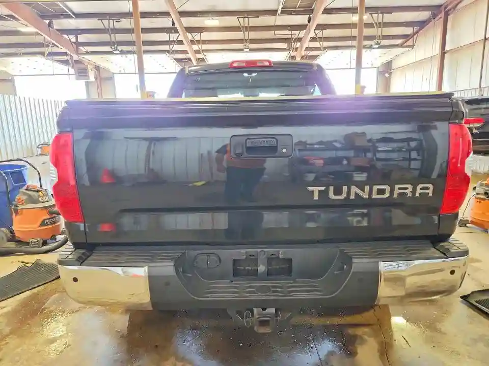 5TFDY5F10JX766617 2018 TOYOTA TUNDRA-5