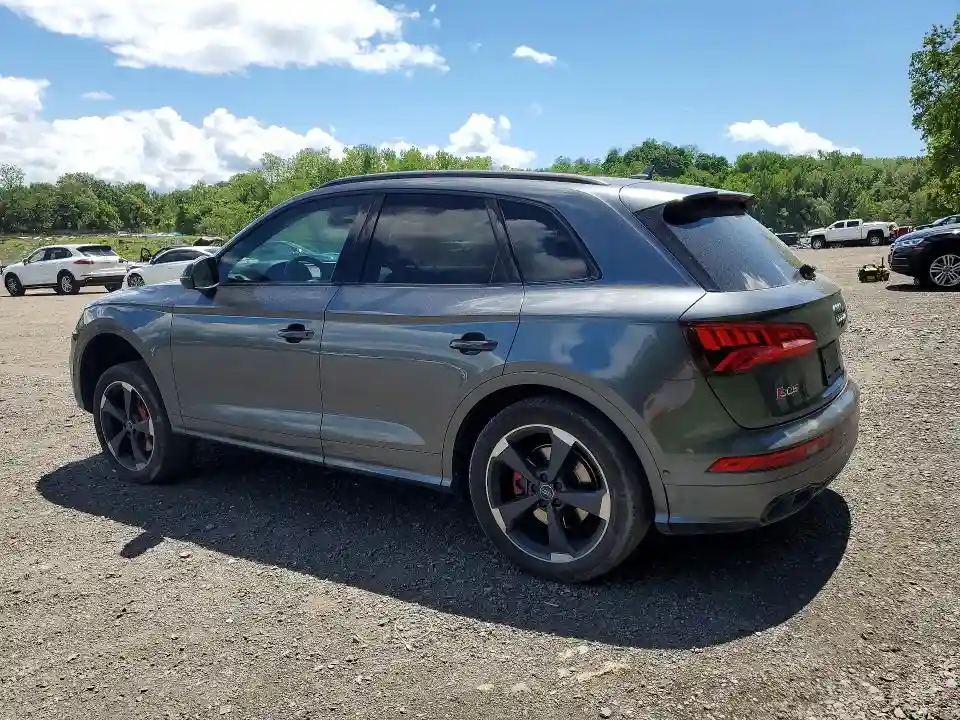 WA1C4AFY1K2121576 2019 AUDI SQ5-1