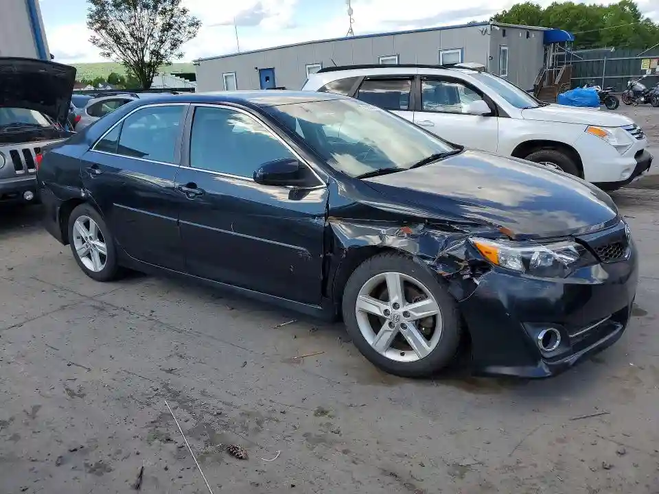 4T1BF1FK7EU461696 2014 TOYOTA CAMRY-3