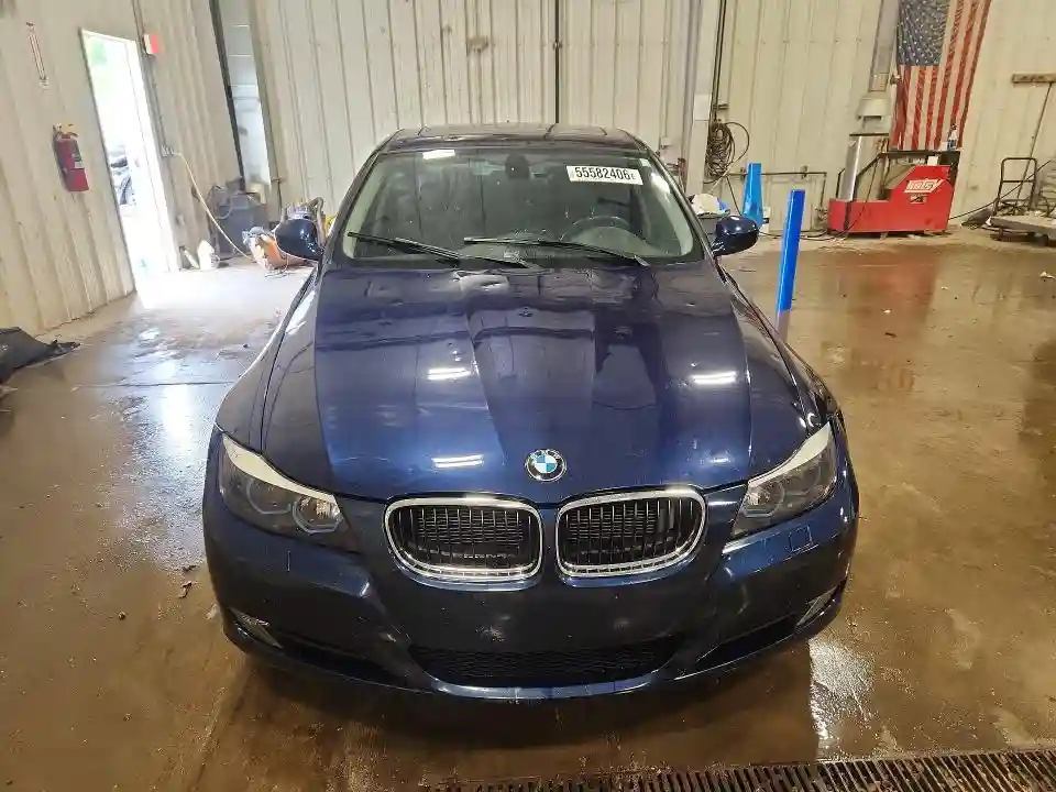 WBAPK7C58BA772118 2011 BMW 3 SERIES-4