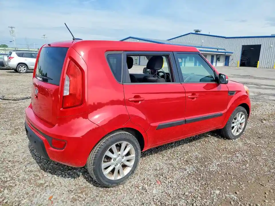 KNDJT2A6XC7453404 2012 KIA SOUL-2