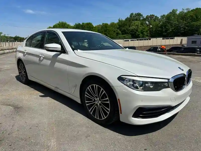 WBAJA5C59KWW18744 2019 BMW 5 SERIES-3