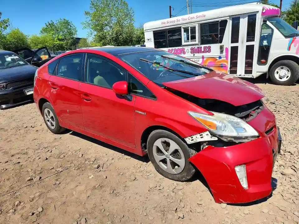 JTDKN3DU8F1984235 2015 TOYOTA PRIUS-3