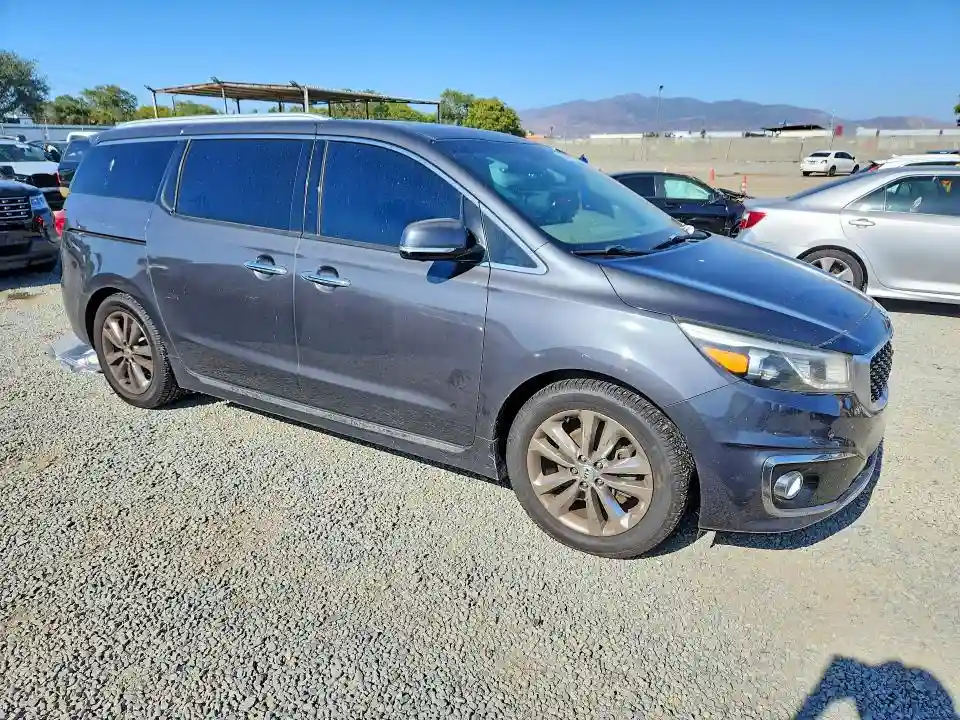 KNDME5C14H6327840 2017 KIA SEDONA-3