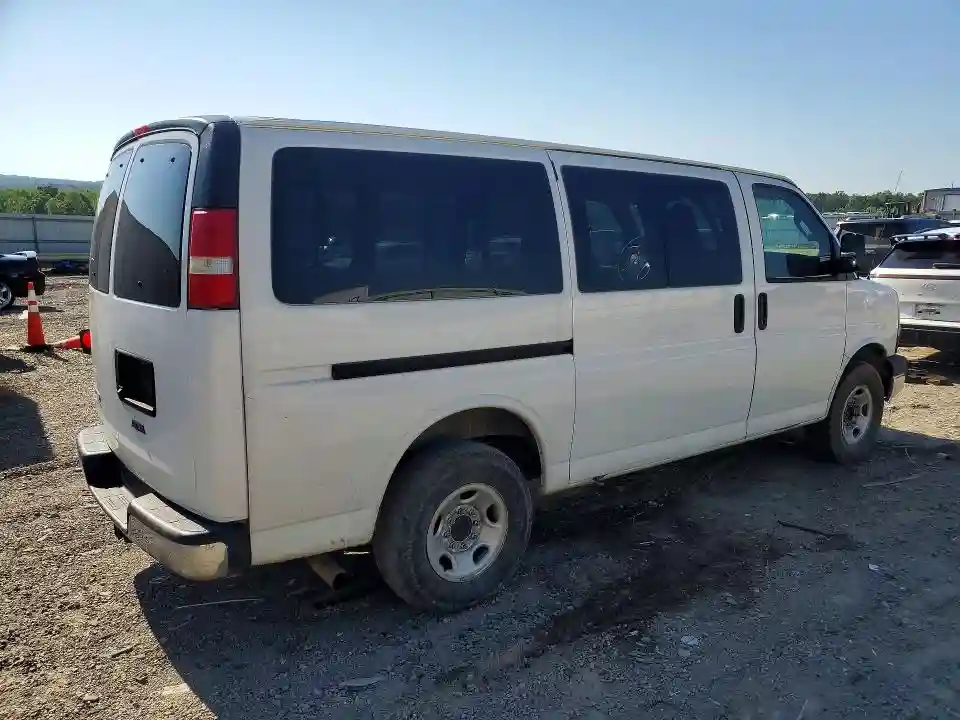 1GAZGMFG5G1167837 2016 CHEVROLET EXPRESS-2