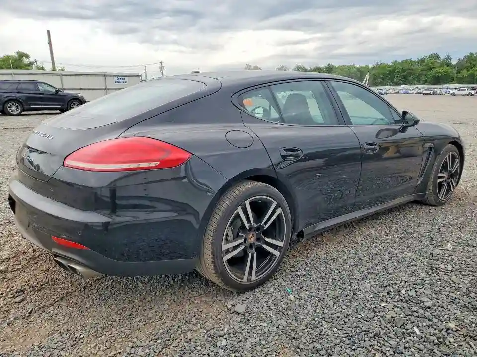 WP0AB2A76EL055550 2014 PORSCHE PANAMERA-2