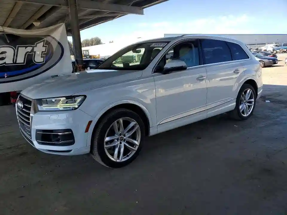 WA1VAAF71HD011097 2017 AUDI Q7-0