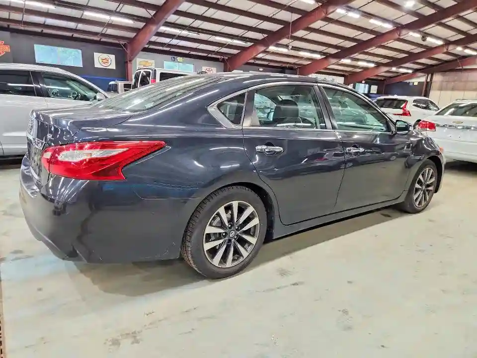 1N4AL3AP1HC194594 2017 NISSAN ALTIMA-2