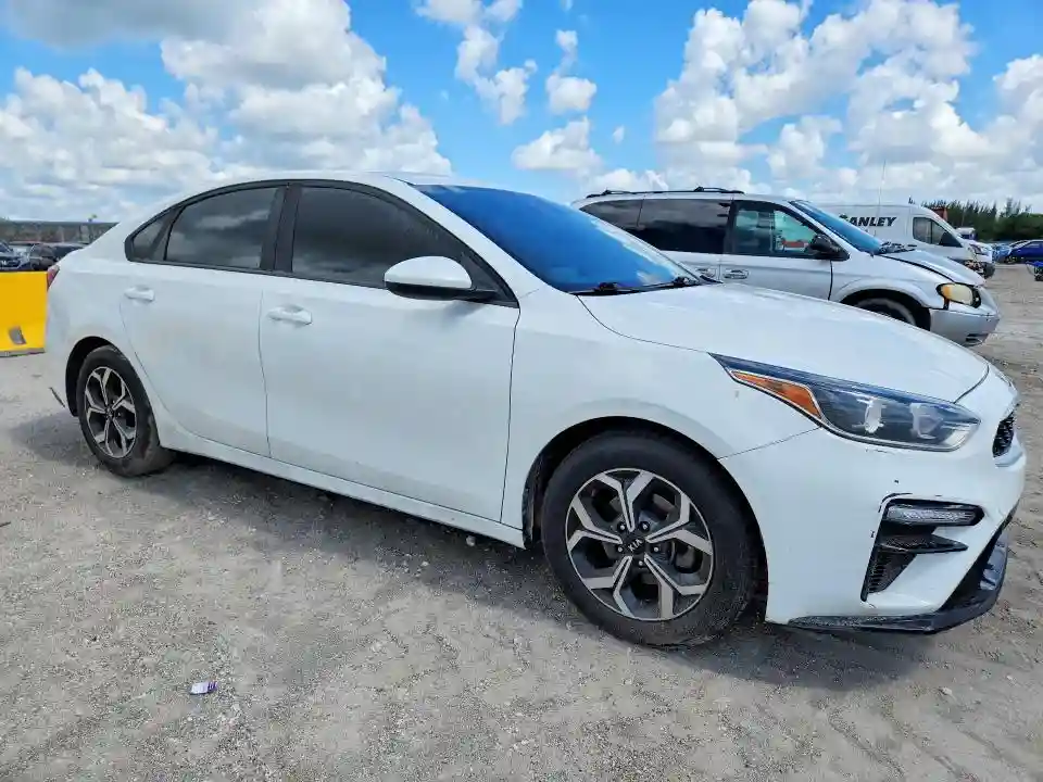 3KPF24AD4KE007167 2019 KIA FORTE LXS-3