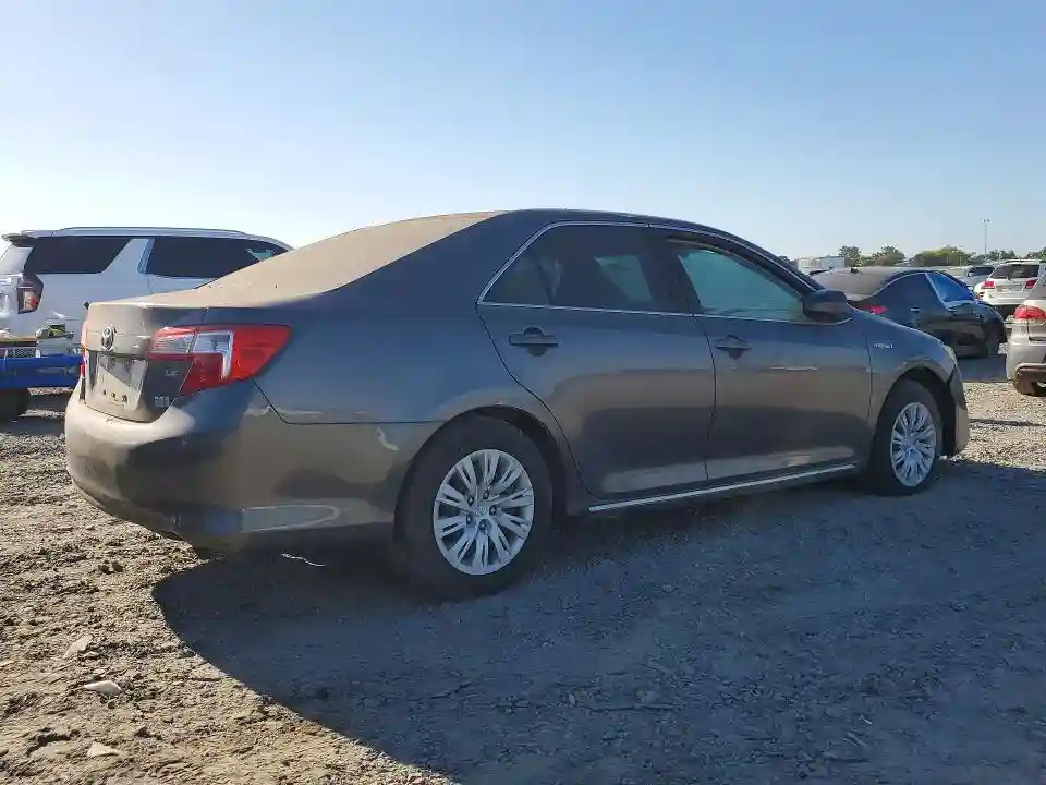 4T1BD1FK2DU096445 2013 TOYOTA CAMRY SOLA-2