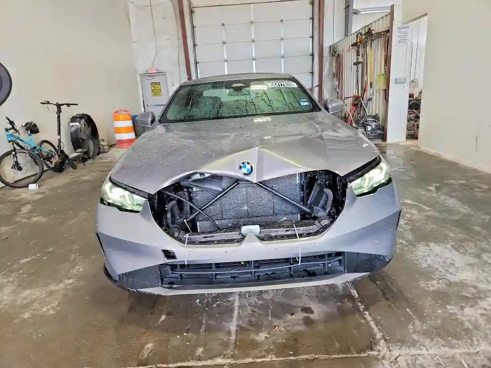 WBA43FJ09TCV65373 2026 BMW 5 SERIES-4