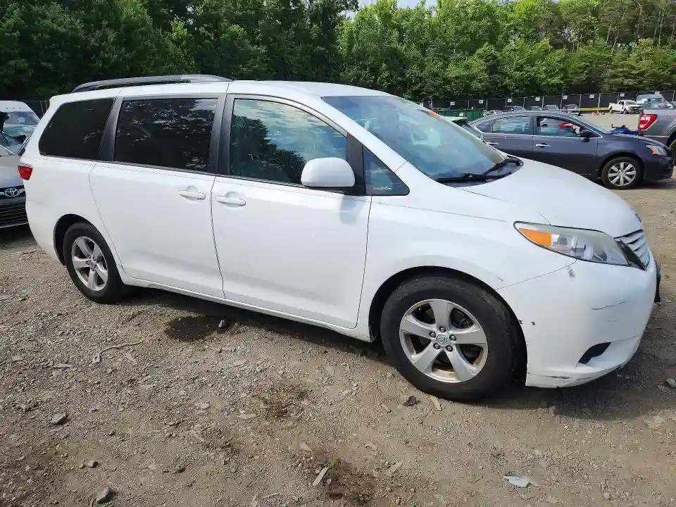 5TDKZ3DC1HS867971 2017 TOYOTA ALL MODELS-3