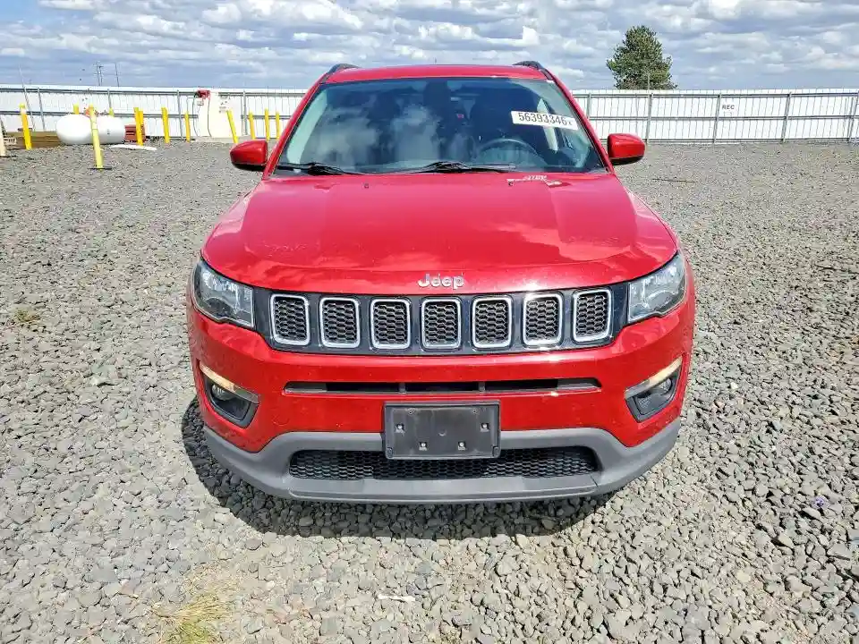 3C4NJDBB2JT239014 2018 JEEP COMPASS-4